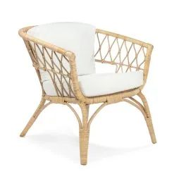 Aina Poukama Rottinkituoli